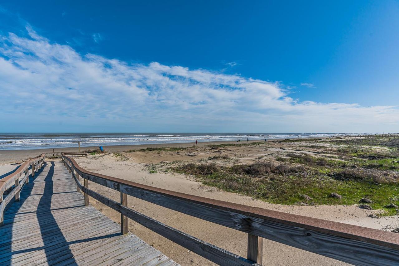 גלווסטון Sunny Daze Walk To Beach 2 Decks Pet Friendly Has A Mini Bar מראה חיצוני תמונה